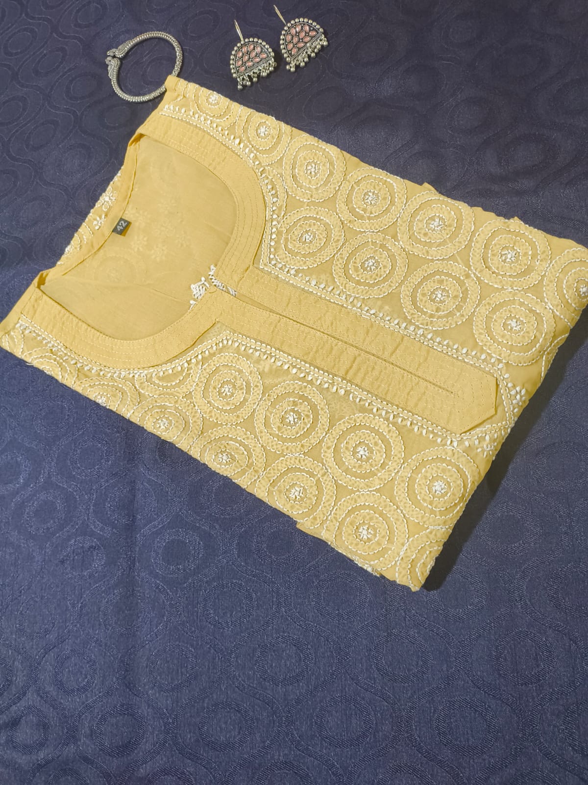 Lucknow Chickankari Kurta