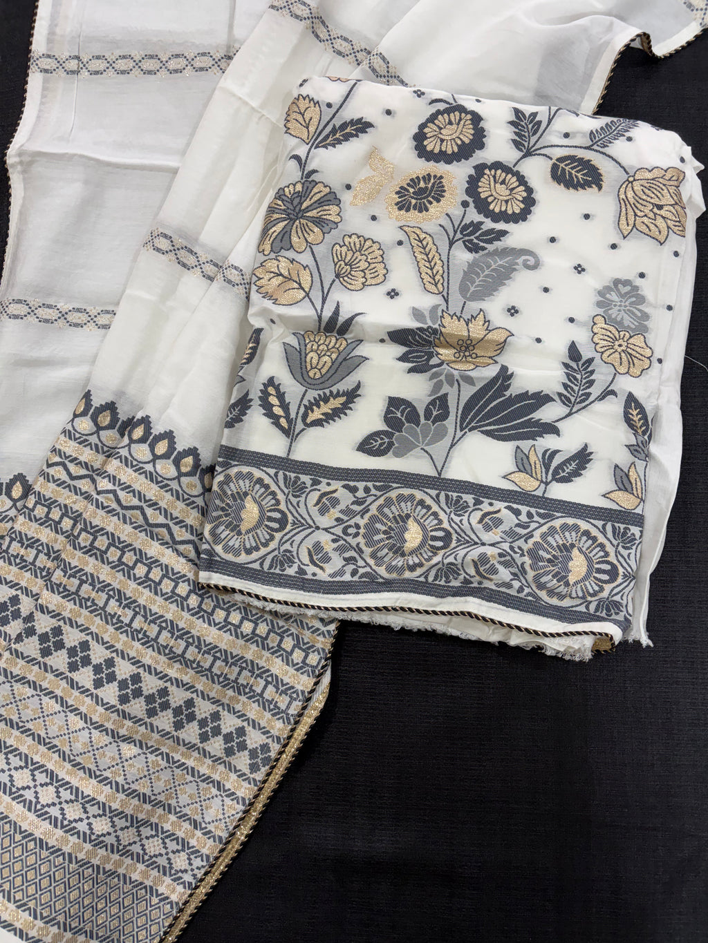 Muslin Unstitched Suit