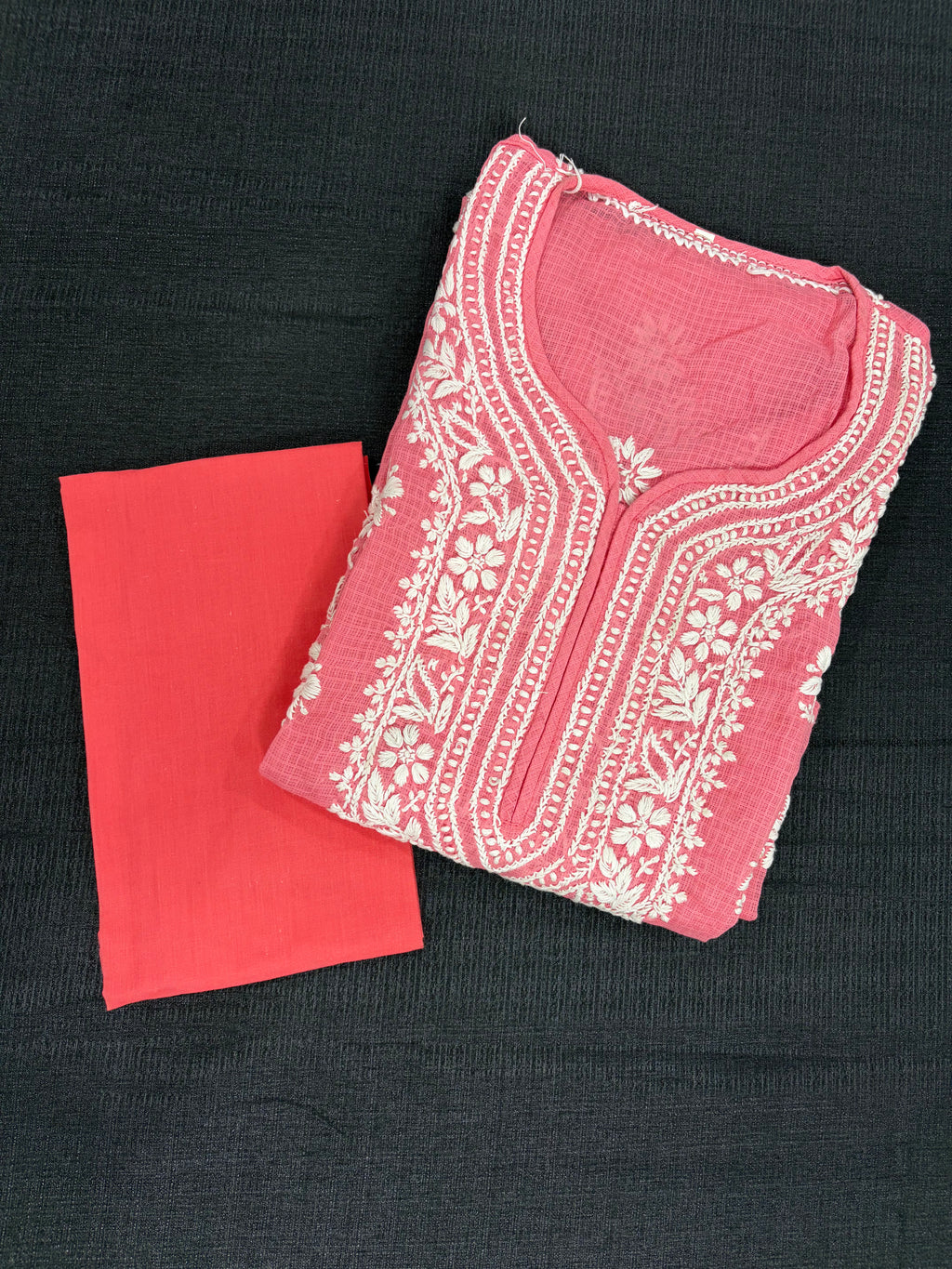 Lucknow Chickankari Kurta