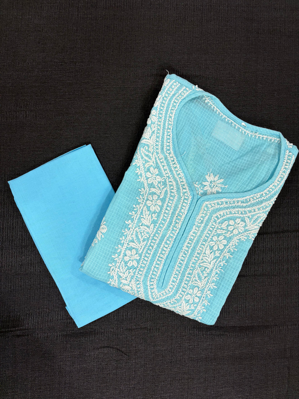 Lucknow Chickankari Kurta
